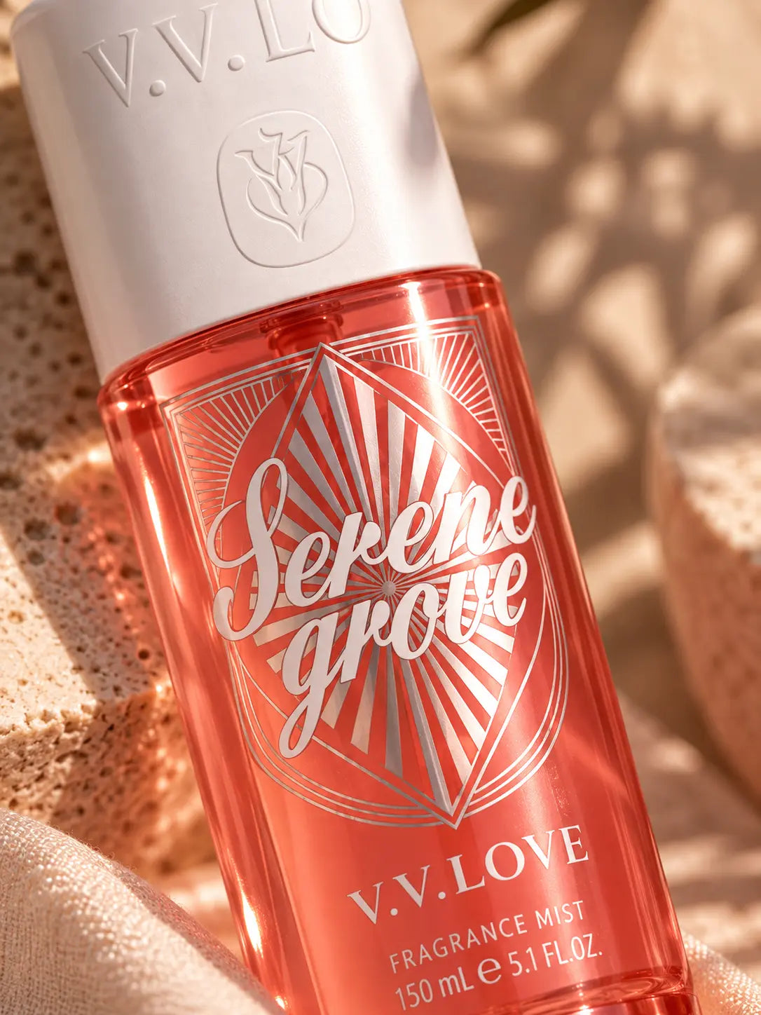 Brume parfumée Serene Grove V.V. LOVE 150 ml Parfum grossiste